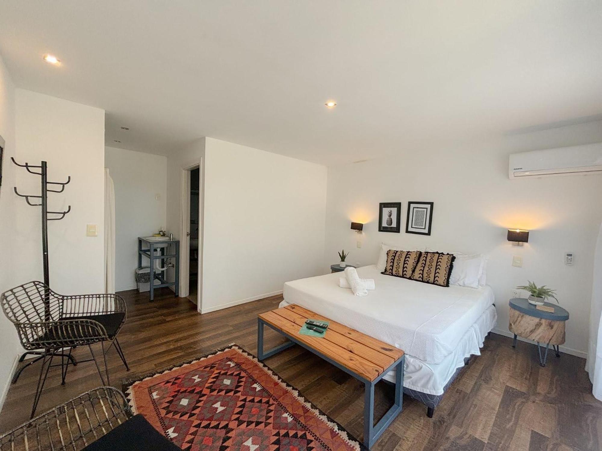 La Bonita Suites Punta Colorada Room photo